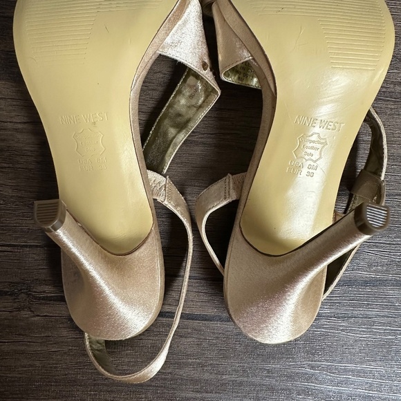 *NINE WEST* Gold x Rhinestone Angelic Rhinestone Heels Size 8 - Picture 10 of 11